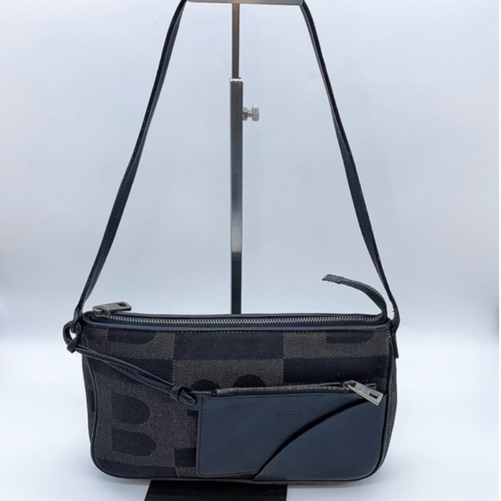 SPRING SALE  RARE Authentic Vintage BALLY handbag with dust cover